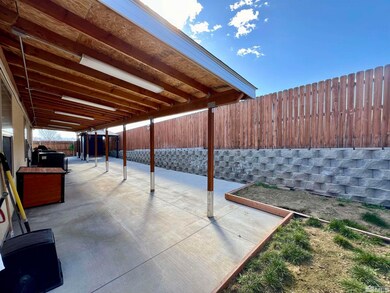 801 Lonnie Ln, Winnemucca, NV 89445 - photo 2