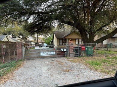 1800 Roxella St, Houston, TX 77093 - photo 3