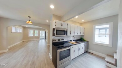 (VS) Kitchen