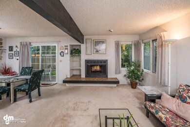 Living Room_2456-SMALL