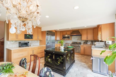 473 Howard Ave, Staten Island, NY 10301 - photo 7