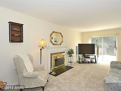 9340 Kings Post Ct, Laurel, MD 20723 - photo 4