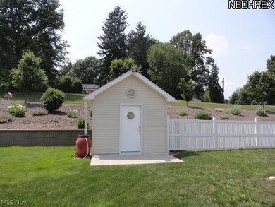 703 School St, Coshocton, OH 43812 - photo 4