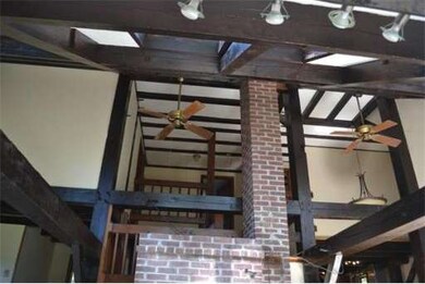 89 Wall St, Middleboro, MA 02346 - photo 5