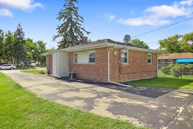 1848 W 163rd St, Markham, IL 60428 - photo 4