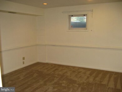 6680 Midhill Place, Falls Church, VA 22043 - photo 6