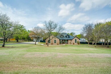 137 Miramar Cir, Weatherford, TX 76085 - photo 5