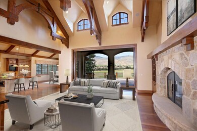 26_muirfield_living_2