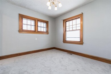 361 21st St SE, Cedar Rapids, IA 52403 - photo 6