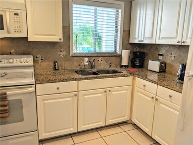 Beautifully Updated Kitchen!