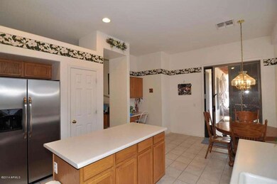 Kitchen-Breakfast Area