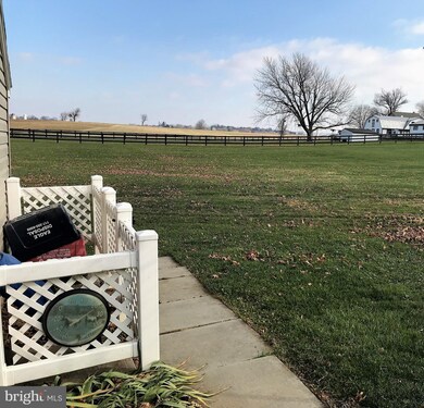 100 Ricklin Dr, Leacock-Leola-bareville, PA 17540 - photo 4