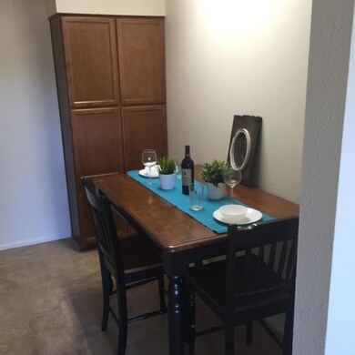 1100 N California St unit 4, Chandler, AZ 85225 - photo 2