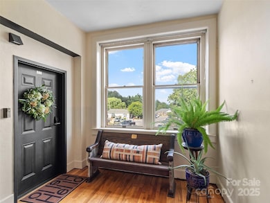 5 Town Square unit 204, Burnsville, NC 28714 - photo 2