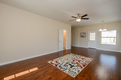 4010 Black Locust Dr, Houston, TX 77088 - photo 4