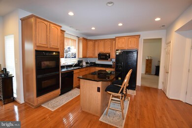 1533 Star Stella Dr, Odenton, MD 21113 - photo 3