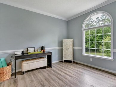 Dining Room- Durable, waterproof, scratch proof Pe