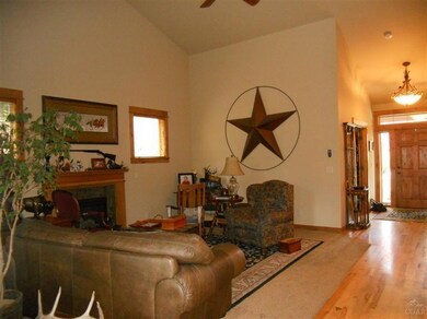 unlisted-address, Bend, OR 97702 - photo 6