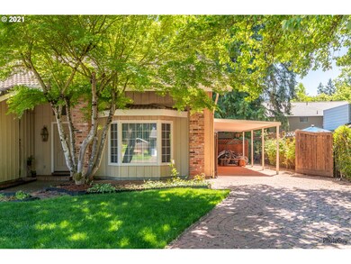 1829 Russet Dr, Eugene, OR 97401 - photo 3