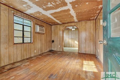 1031 W 38th St, Savannah, GA 31415 - photo 7