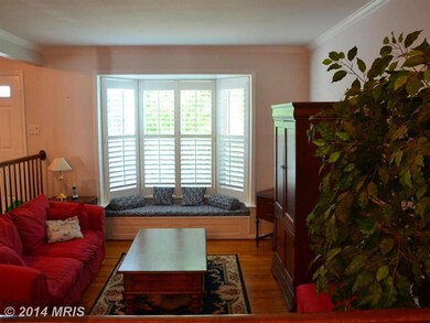 10786 Brewer House Rd, Rockville, MD 20852 - photo 2