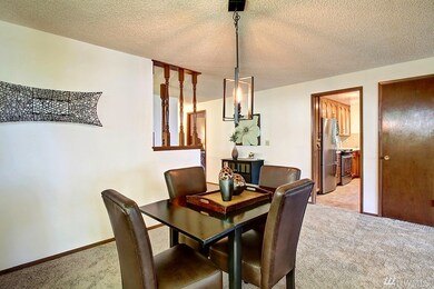 18557 Sound View Place, Edmonds, WA 98020 - photo 5