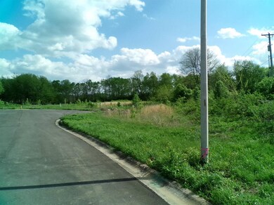 107 Bobby Jones Blvd, Frankfort, KY 40601 - photo 2