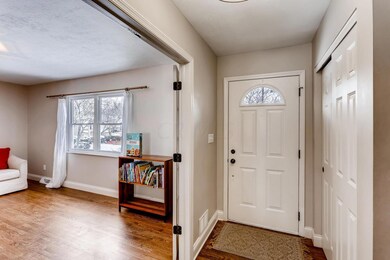 Entry/foyer