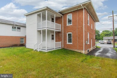 11209 Marbern Rd, Hagerstown, MD 21740 - photo 2