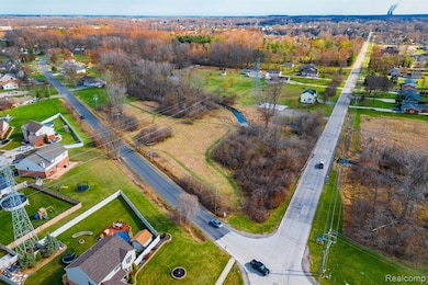 003 Woodruff Rd, Gibraltar, MI 48173 - photo 5