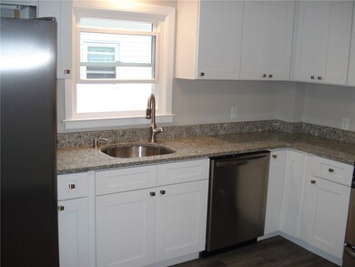 185 Harmon Ave, Cranston, RI 02910 - photo 4