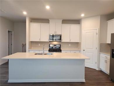 Kitchen with lots of cabinets