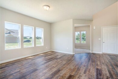 ELM161-T3100-Dining Room2