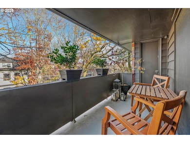 2425 SW 19th Ave unit 11, Portland, OR 97201 - photo 6