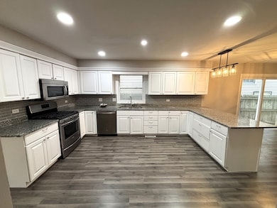 1101 N Princeton Ave, Villa Park, IL 60181 - photo 4