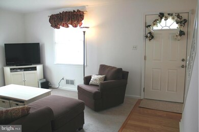 1812 Cromwood Rd, Parkville, MD 21234 - photo 4