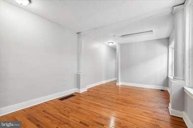 5236 Walnut St unit 1, Philadelphia, PA 19139 - photo 2