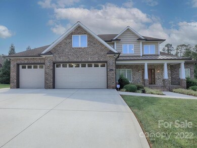 304 Macon Dr, Statesville, NC 28625 - photo 2