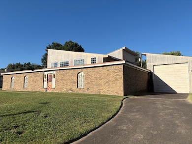 2216 M St SW, Miami, OK 74354 - photo 4