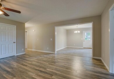 277 Fairlane Dr, Manchester, TN 37355 - photo 2