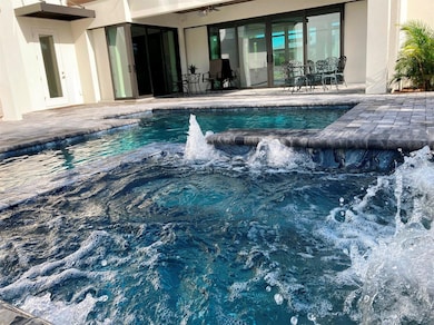 2110 Michele Dr, Sarasota, FL 34231 - photo 2