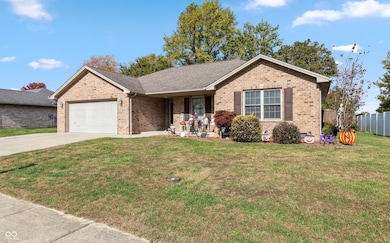 1839 Richards Dr, Seymour, IN 47274 - photo 2