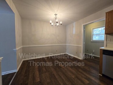 717 Chappell Dr unit B, Raleigh, NC 27606 - photo 7