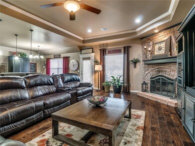 14543 Ashwood Ct, Edmond, OK 73025 - photo 3