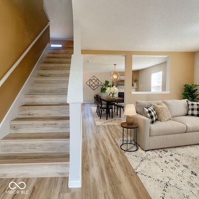 14243 Holly Berry Cir, Fishers, IN 46038 - photo 4