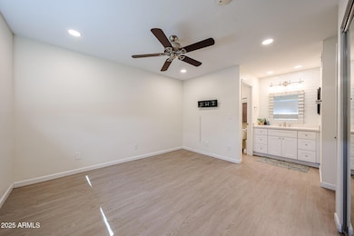 5525 E Thomas Rd unit O11, Phoenix, AZ 85018 - photo 7