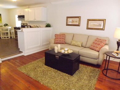 LIVING ROOM 5