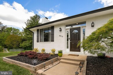 4919 Princess Anne Ct, Fairfax, VA 22032 - photo 4