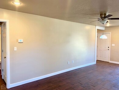 1407 Dana Debbie St, Jonesboro, AR 72401 - photo 3