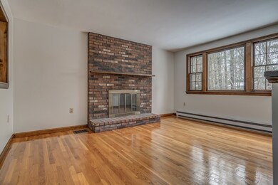 438 S Baboosic Lake Rd, Merrimack, NH 03054 - photo 7